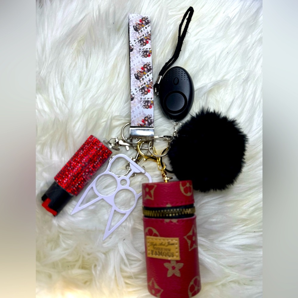 ‘Friends’ defense keychain